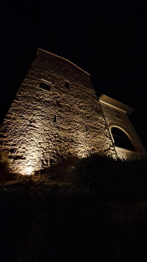 Ferienwohnung Casina Di Alice Vinci Exterior foto