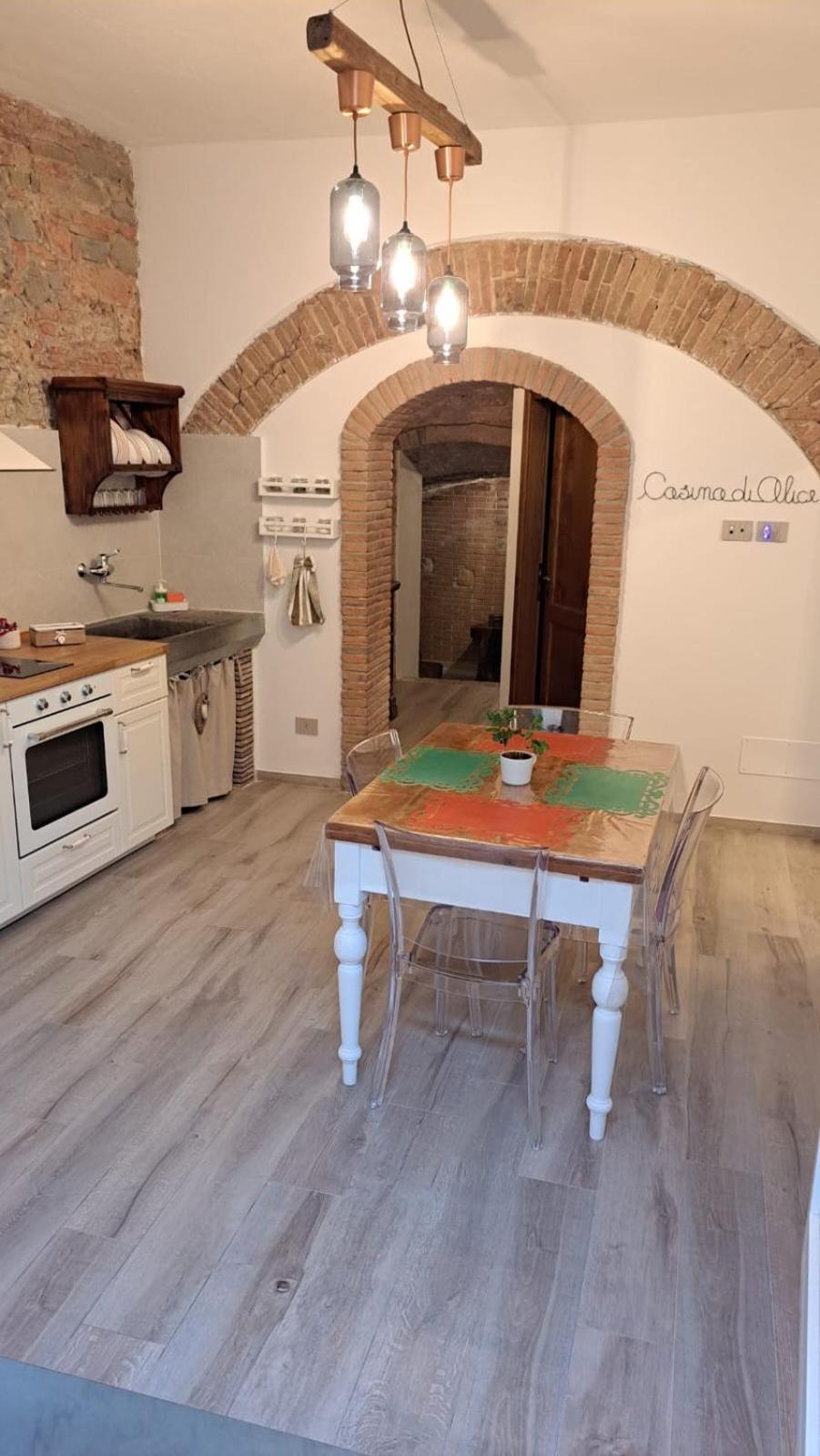 Ferienwohnung Casina Di Alice Vinci Exterior foto