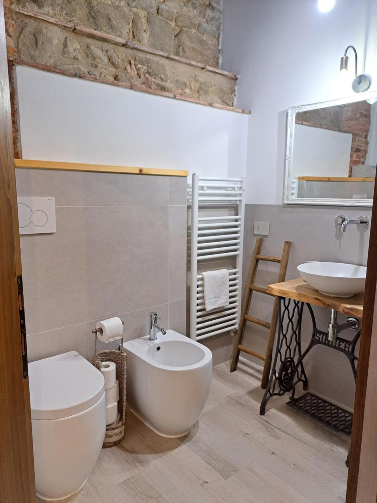 Ferienwohnung Casina Di Alice Vinci Exterior foto